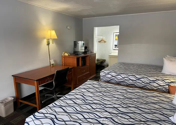 Sprucewood Inn